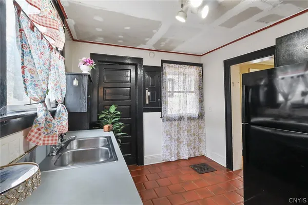 $165,000 | 508 Elm Street, Syracuse, NY 13203