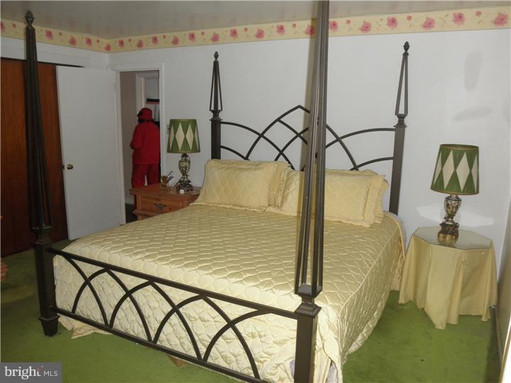 8804 Delphine Road Glenside, PA 19038 - Photo 12 of 25 Bedroom - Main
