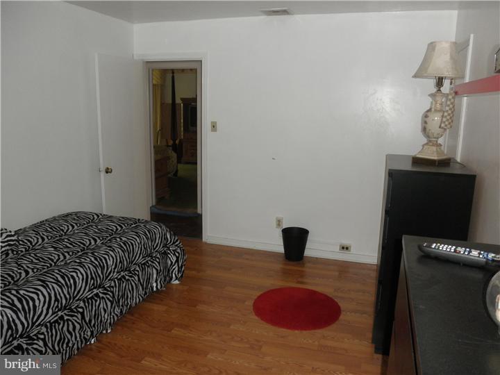 8804 Delphine Road Glenside, PA 19038 - Photo 17 of 25 Bedroom 2