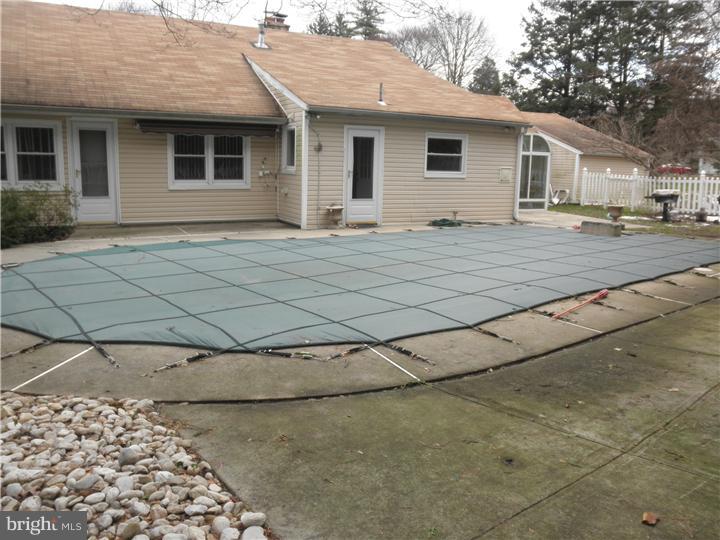 8804 Delphine Road Glenside, PA 19038 - Photo 20 of 25 Pool