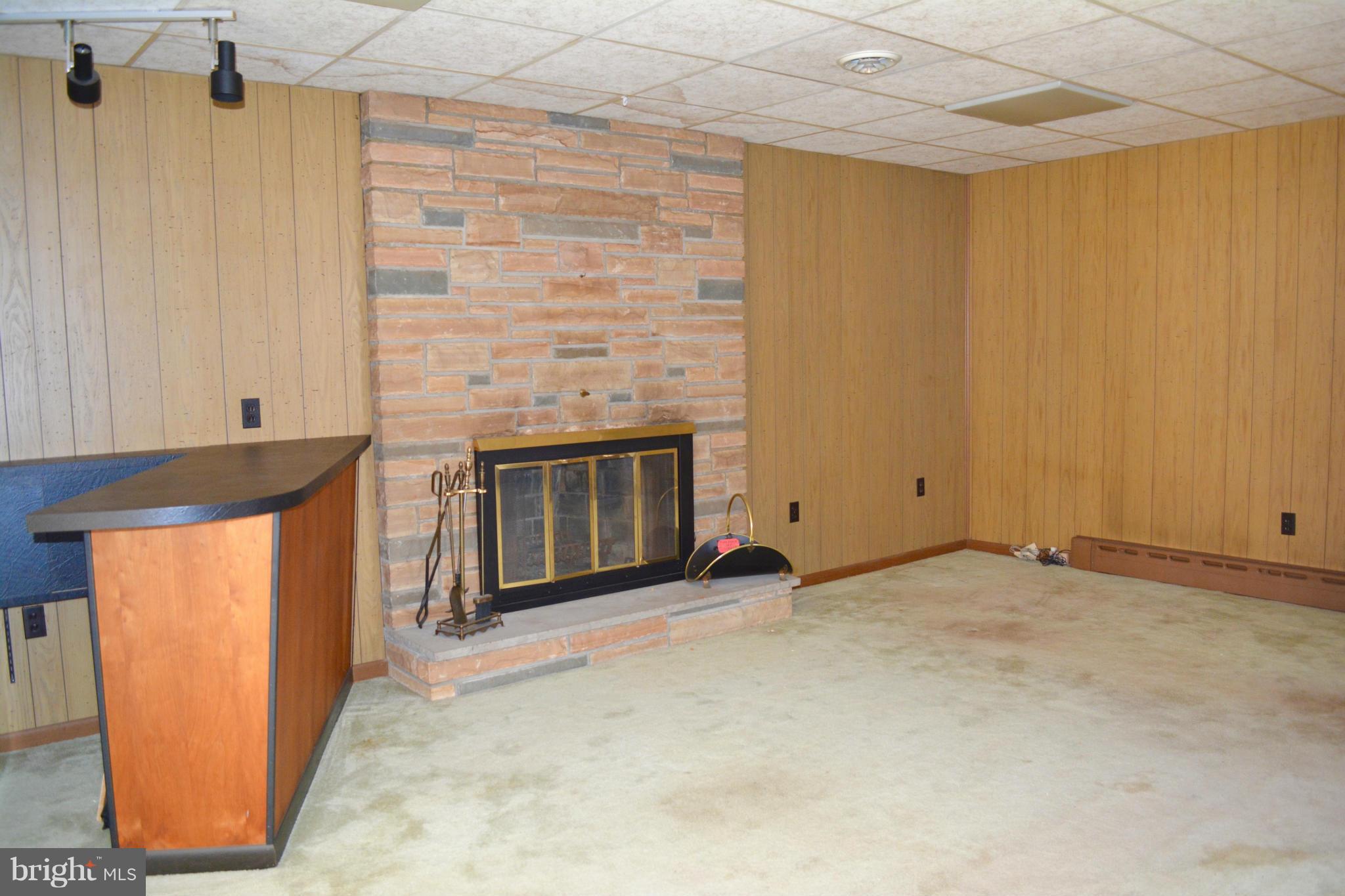 3811 Brightview Street Silver Spring, MD 20902 - Photo 9 of 30 Family Room