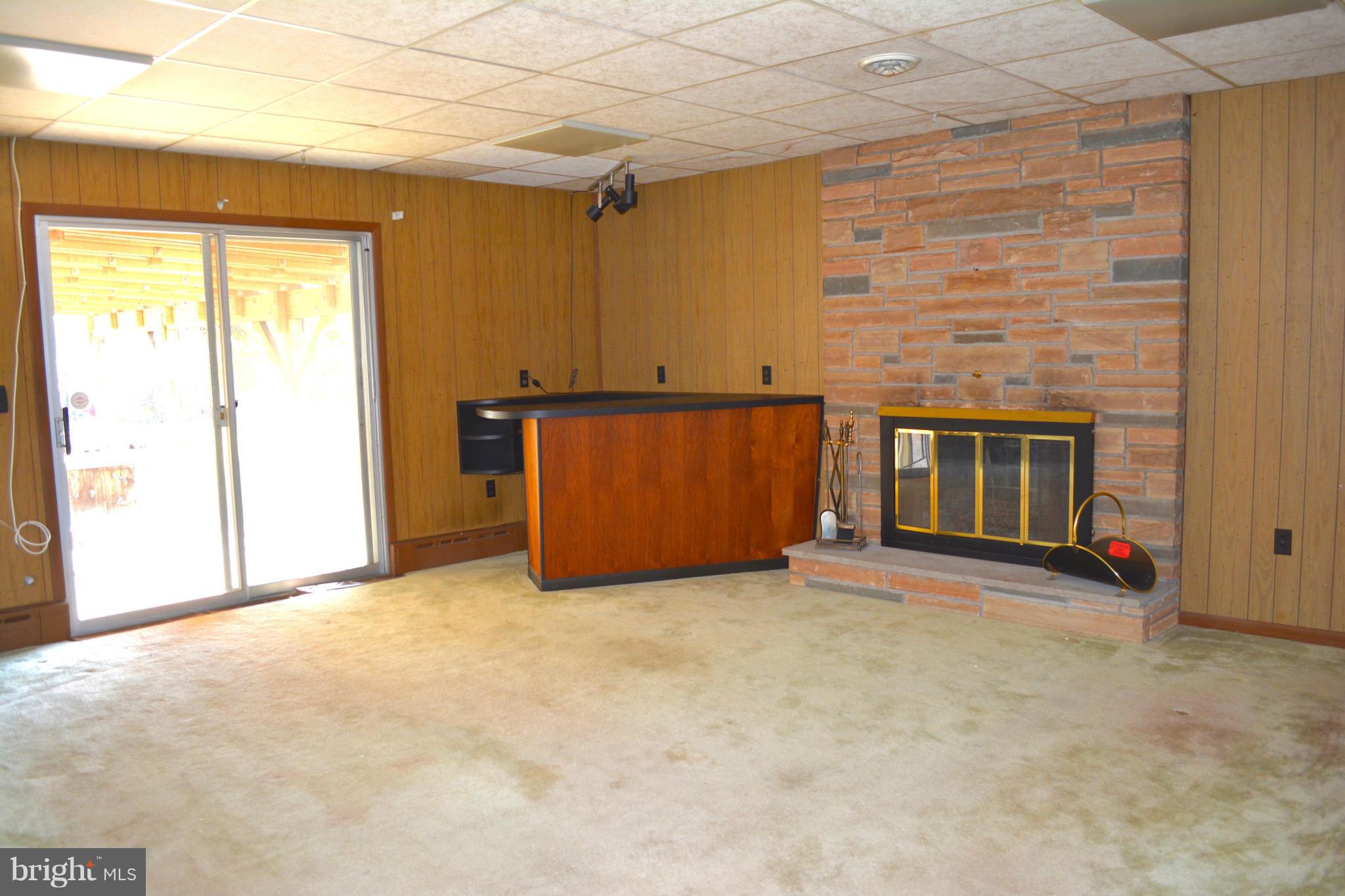 3811 Brightview Street Silver Spring, MD 20902 - Photo 10 of 30 Family Room