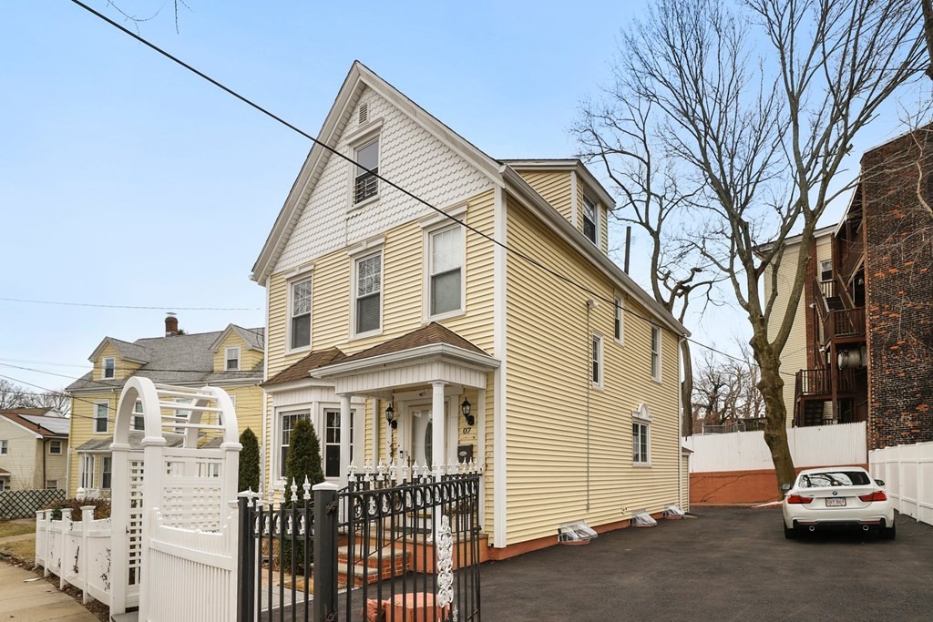 7 Hadwin Way Boston, MA 02131 - Photo 2 of 32 Gallery Image 2
