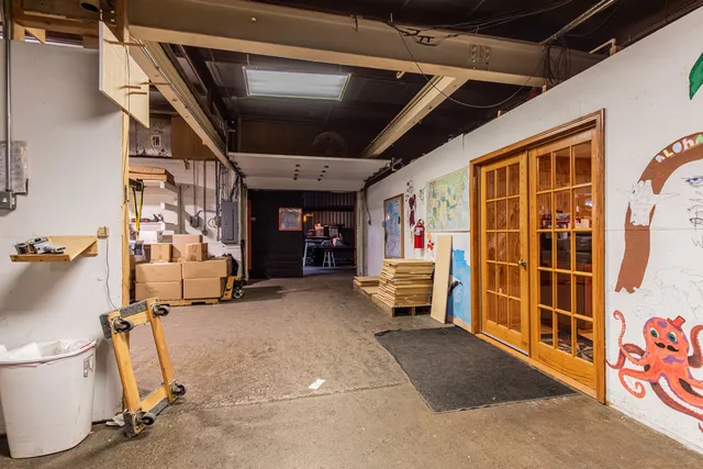 a view of empty room