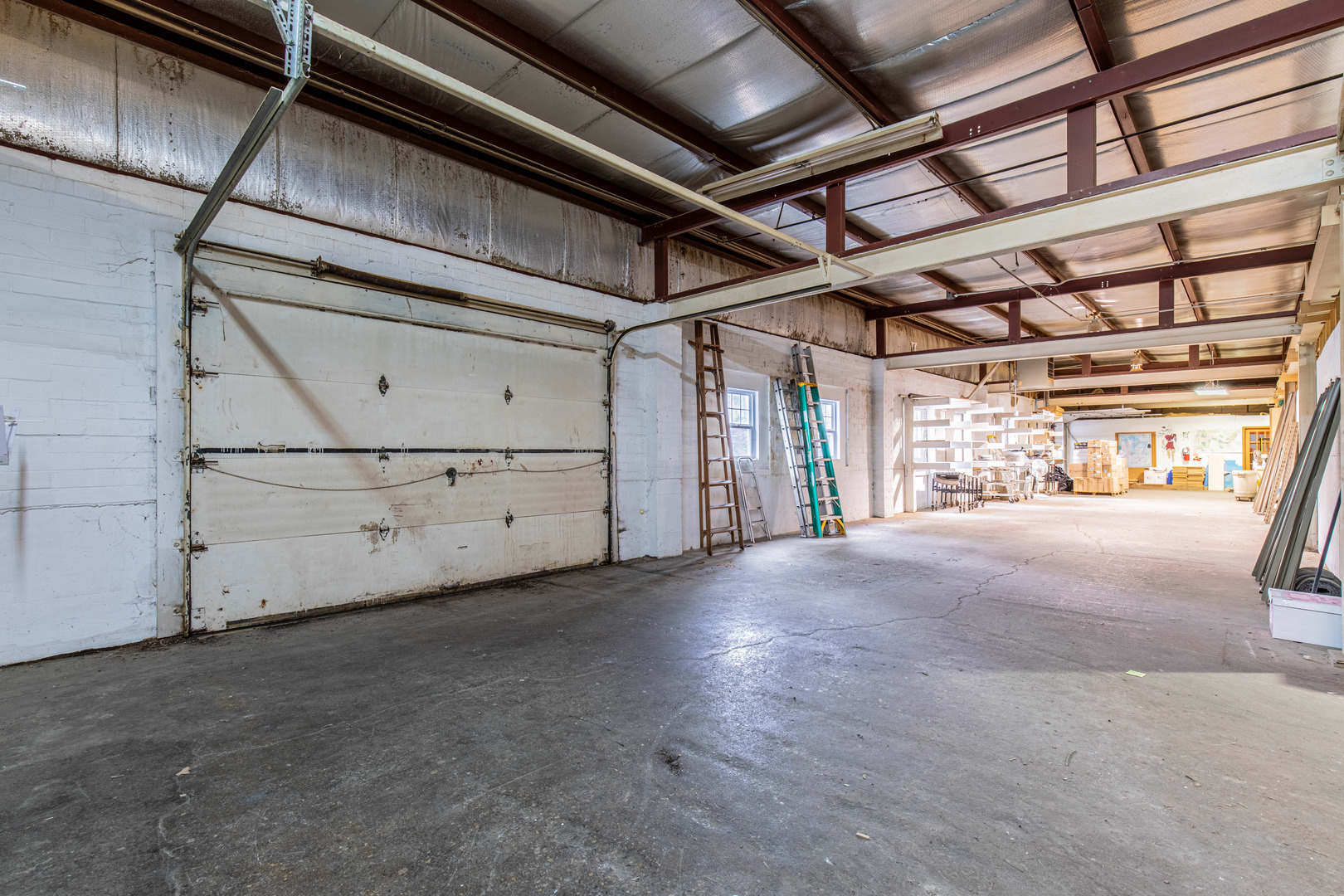 825 North Pleasant Street Princeton, IL 61356 - Photo 27 of 32 a view of an empty room with cabinet