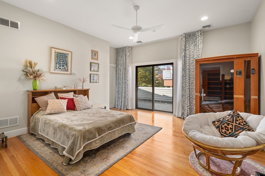 771 Heath Street, Unit A Brookline, MA 02467 - Photo 16 of 31