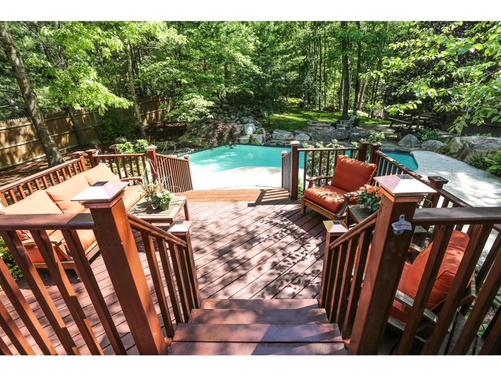 139 Goodhue Road Derry, NH 03038 - Photo 2 of 35