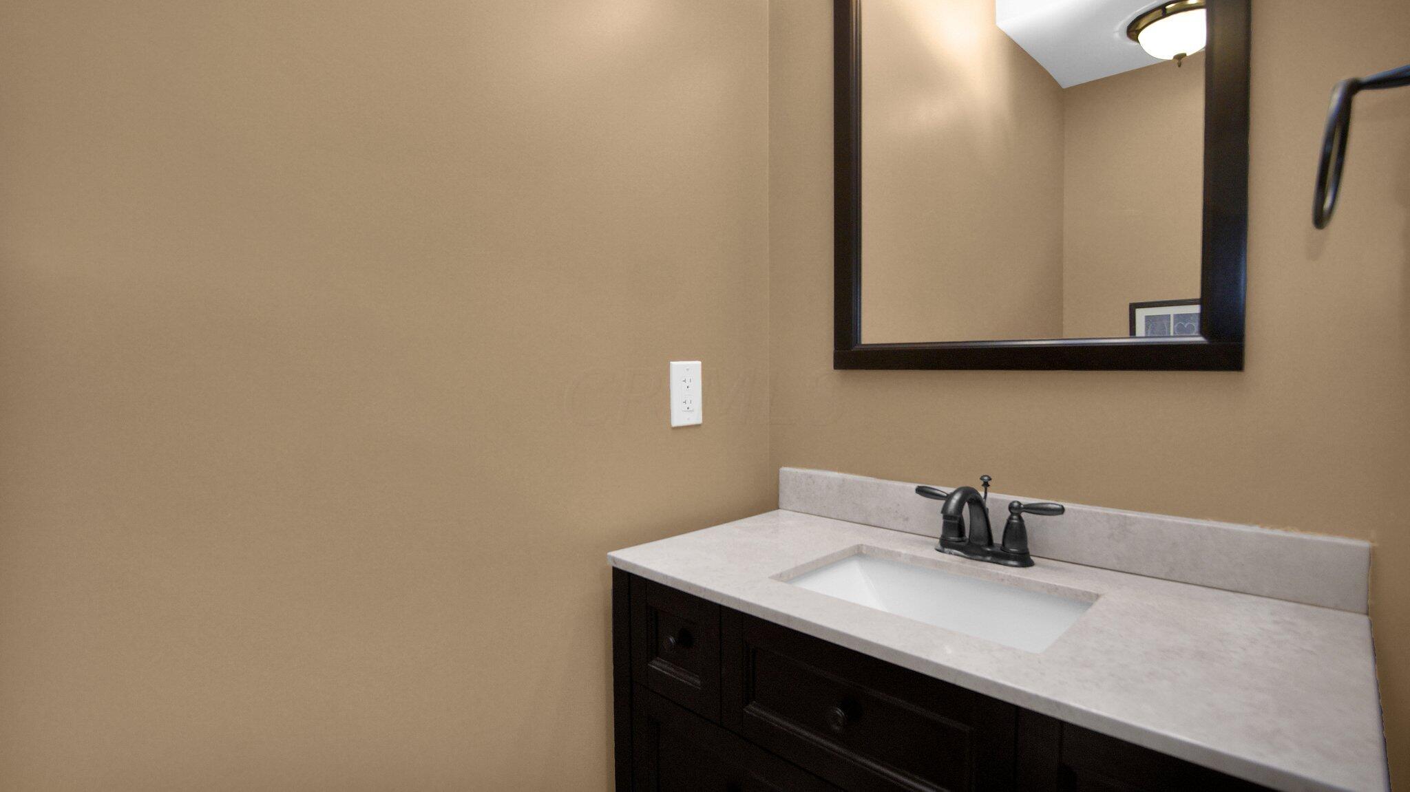 176 Sheffield Road Columbus, OH 43214 - Photo 13 of 35 Half Bath 1st floor