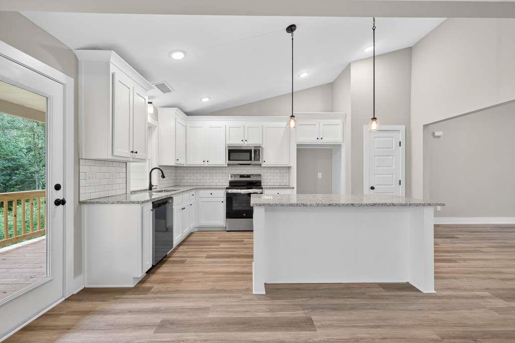328 Advent Drive Winder, GA 30680 - Photo 11 of 45