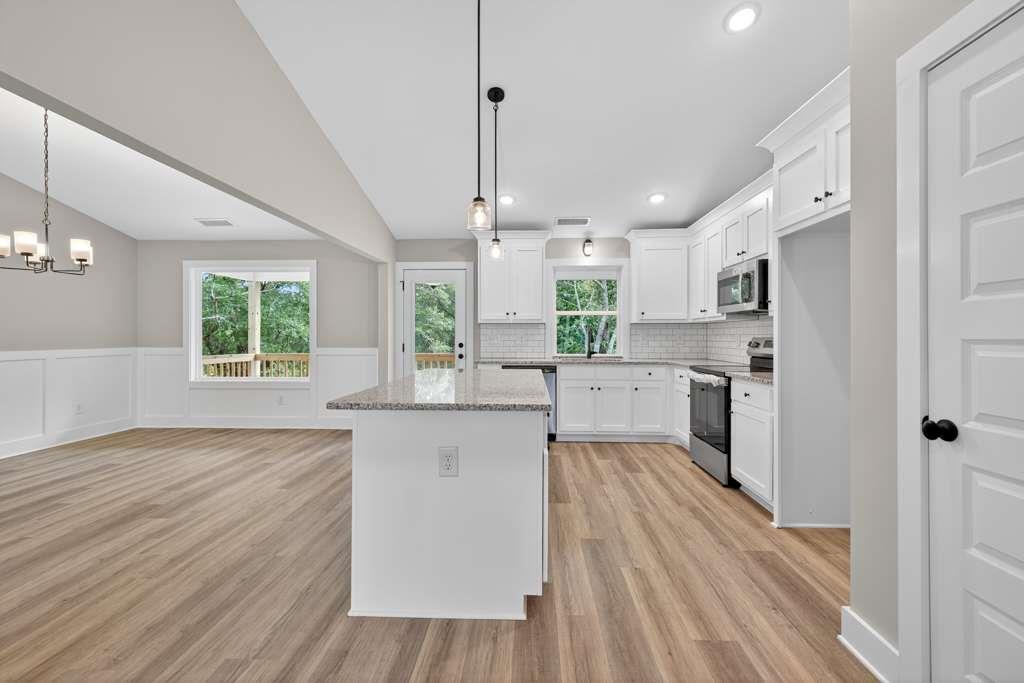 328 Advent Drive Winder, GA 30680 - Photo 10 of 45