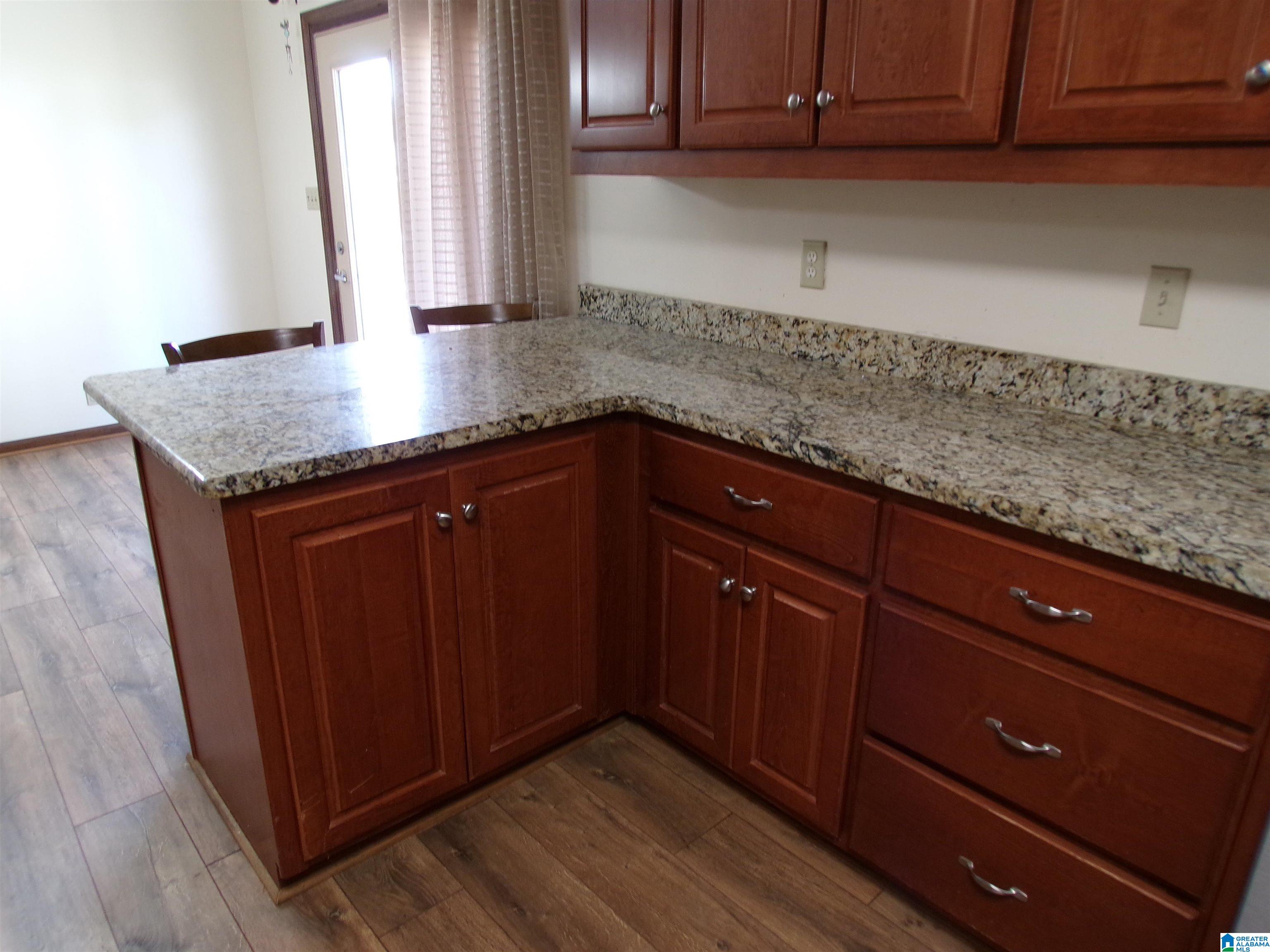 1707 Roundhill Road Weaver, AL 36277 - Photo 8 of 78