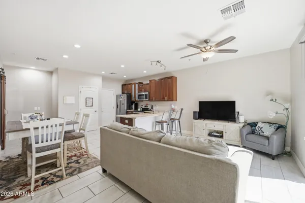$390,000 | 1406 West Main Street, Unit 139, Mesa, AZ 85201