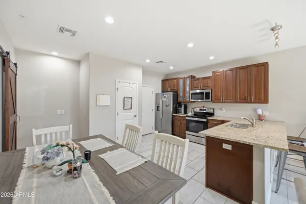 $390,000 | 1406 West Main Street, Unit 139, Mesa, AZ 85201