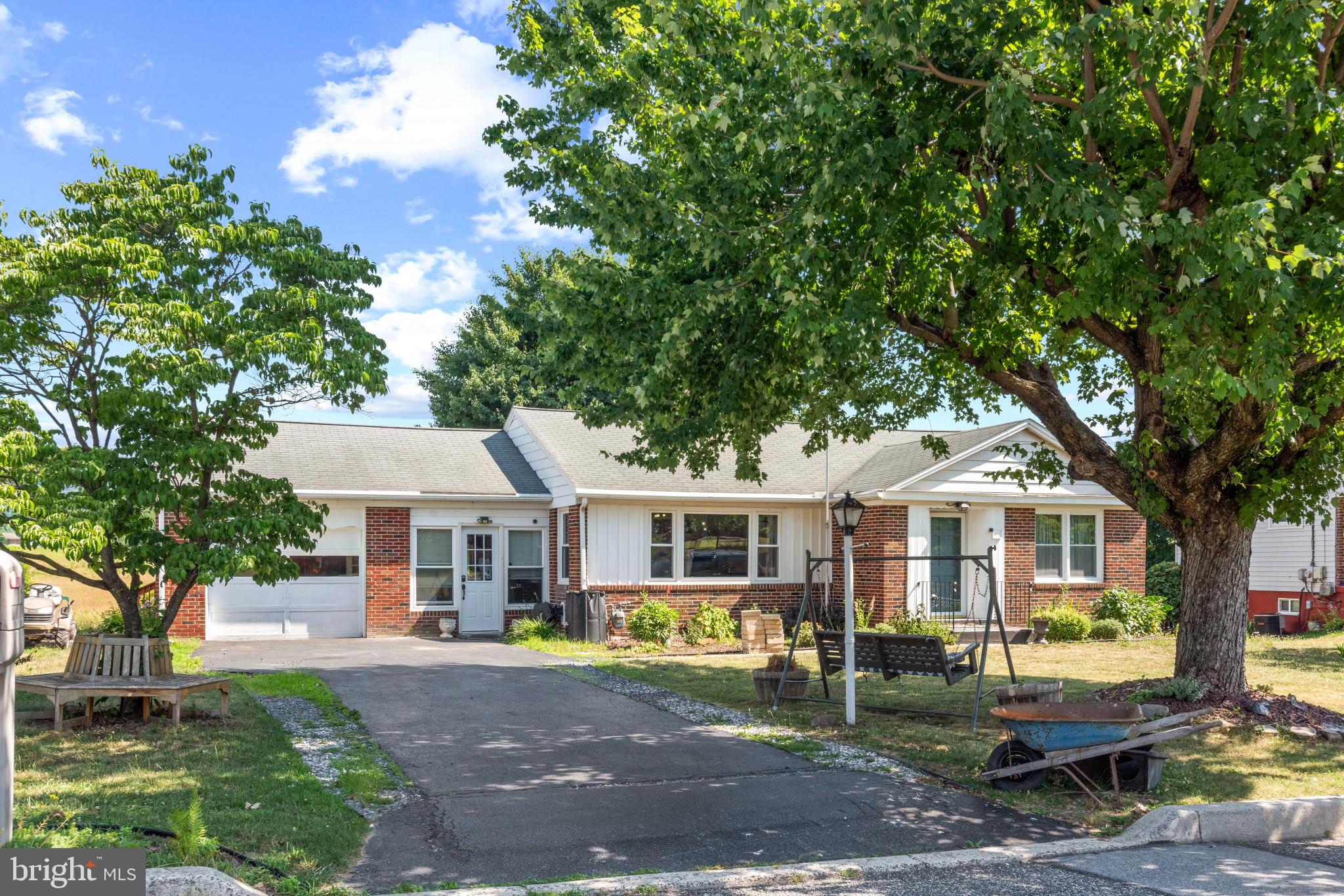 14 Sharon Road Enola, PA 17025 - Photo 2 of 40 Ranch-style residence featuring a brick facade wit