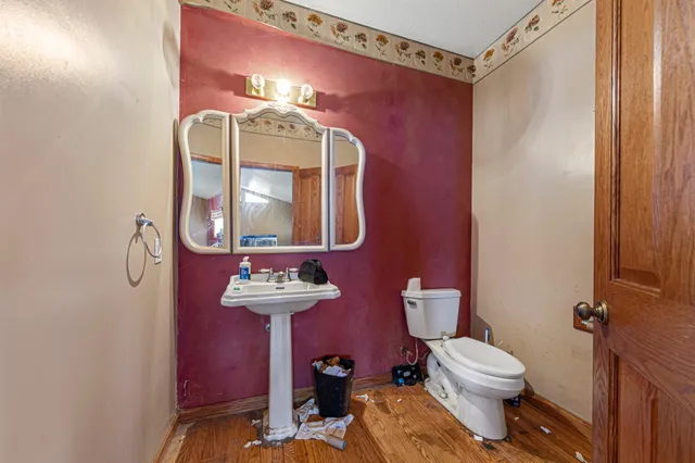 $255,000 | 1606 Greeley Avenue North, Glencoe, MN 55336