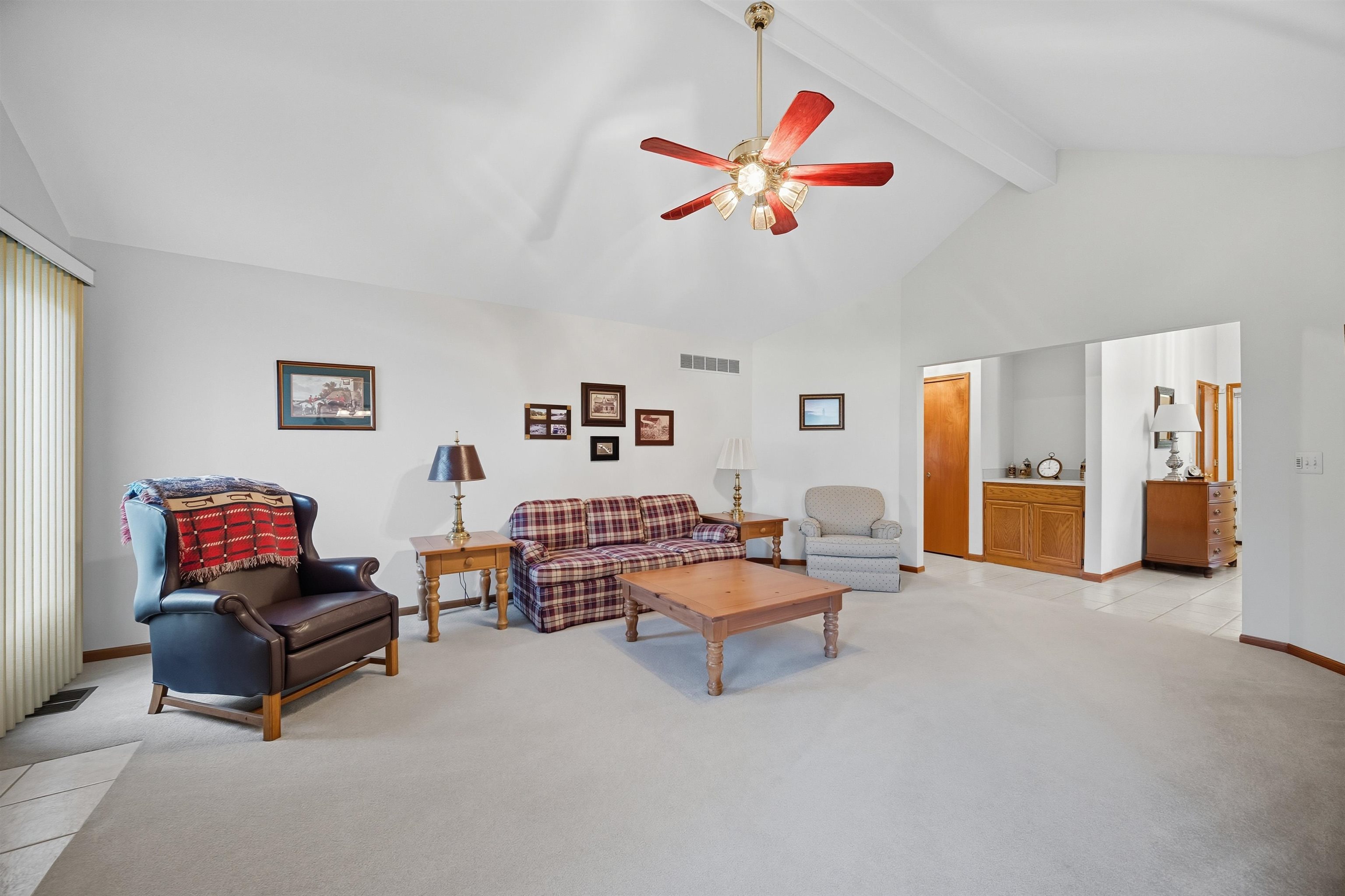 43472 Pointe Drive Clinton, MI 48038 - Photo 8 of 29