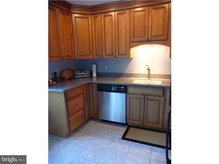 23 Uphill Road Levittown, PA 19056 - Photo 5 of 17 Gallery Image 5
