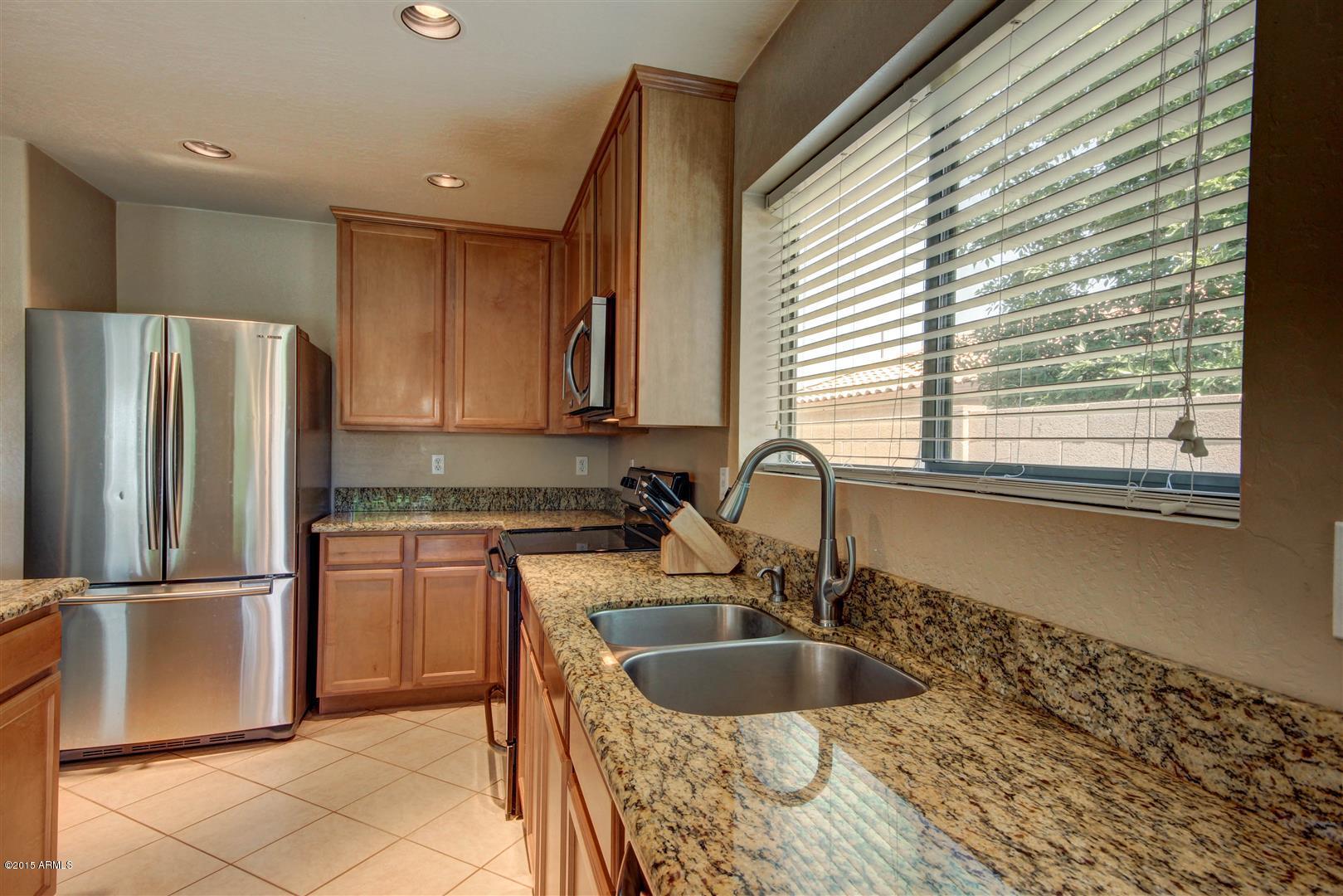 2925 West Tanner Ranch Road Queen Creek, AZ 85144 - Photo 8 of 33 011_KITCHEN.jpg
