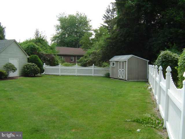 4302 Lakeview Road Harrisburg, PA 17112 - Photo 7 of 14 Gallery Image 7