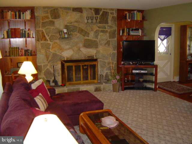 4302 Lakeview Road Harrisburg, PA 17112 - Photo 10 of 14 Gallery Image 10
