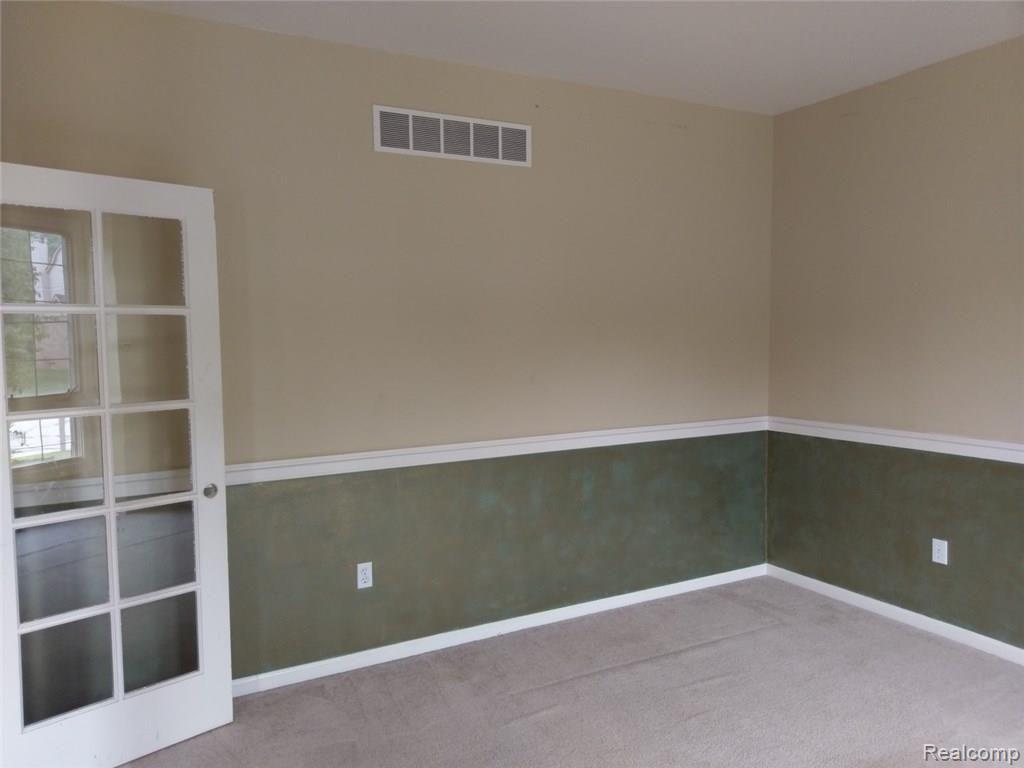 47442 Madison Canton, MI 48188 - Photo 5 of 50