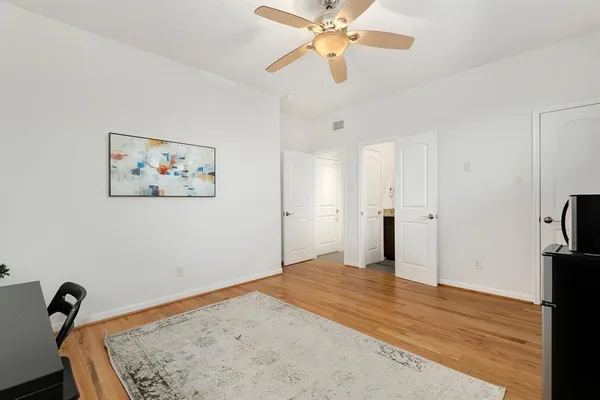 $2,800 | 1841 Radcliffe Street, Houston, TX 77007