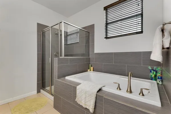 $2,800 | 1841 Radcliffe Street, Houston, TX 77007