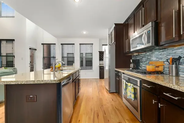 $2,800 | 1841 Radcliffe Street, Houston, TX 77007