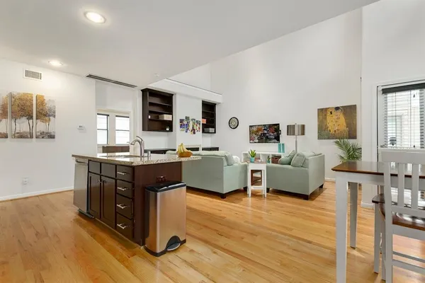 $2,800 | 1841 Radcliffe Street, Houston, TX 77007