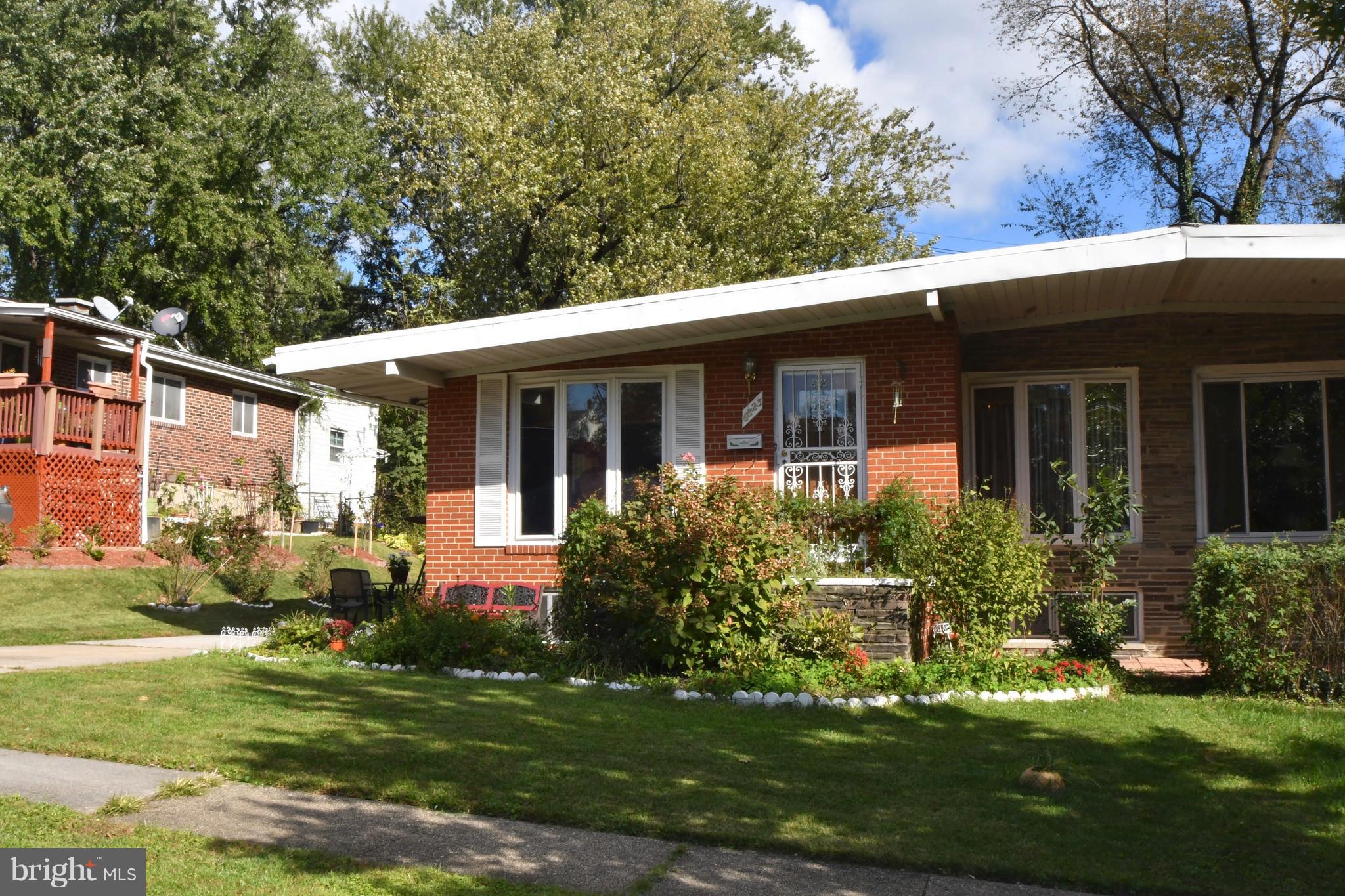 6823 Barnett Road Baltimore, MD 21239 - Photo 2 of 34 Front Yard