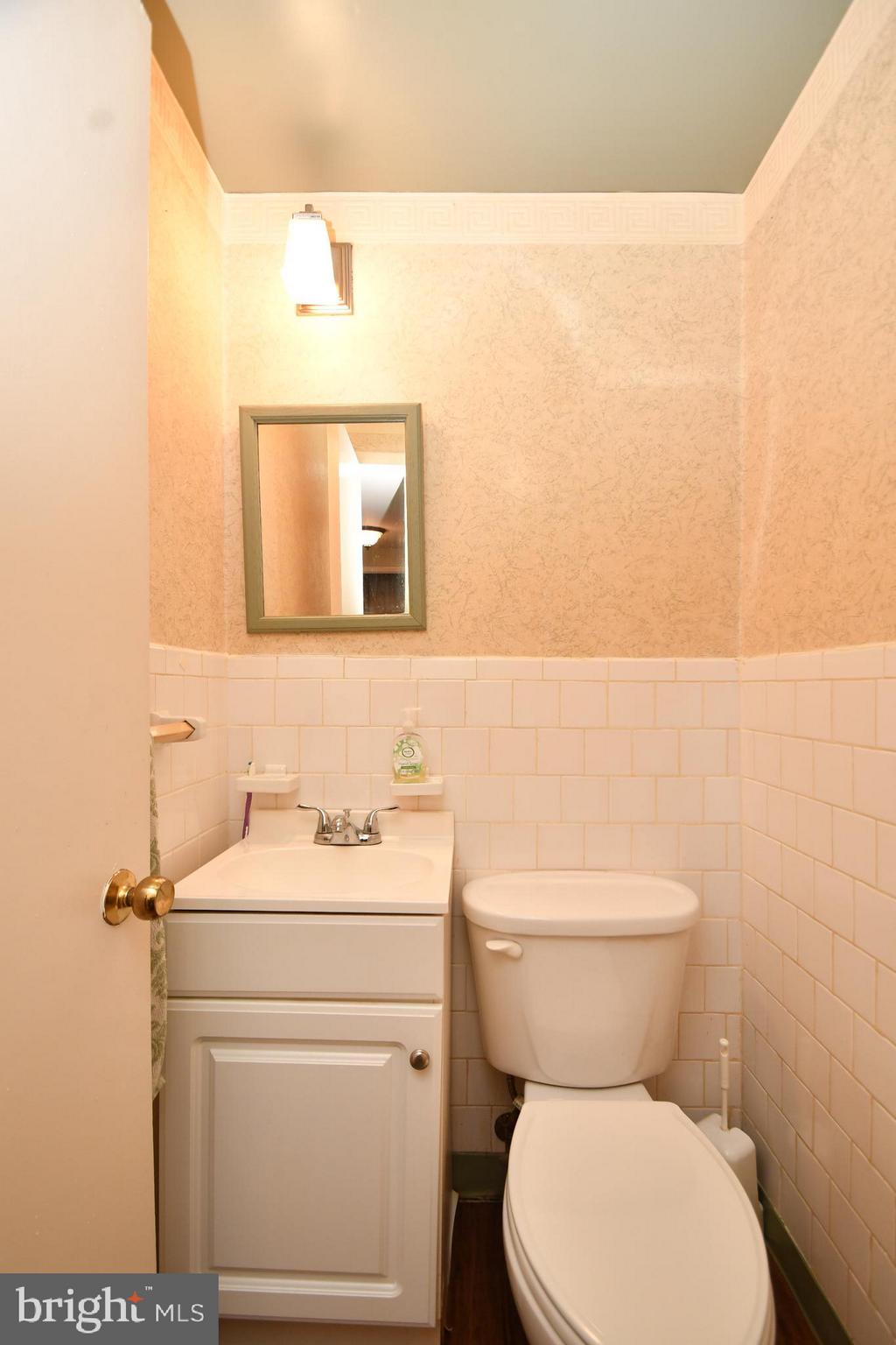 6823 Barnett Road Baltimore, MD 21239 - Photo 21 of 34 Half Bathroom
