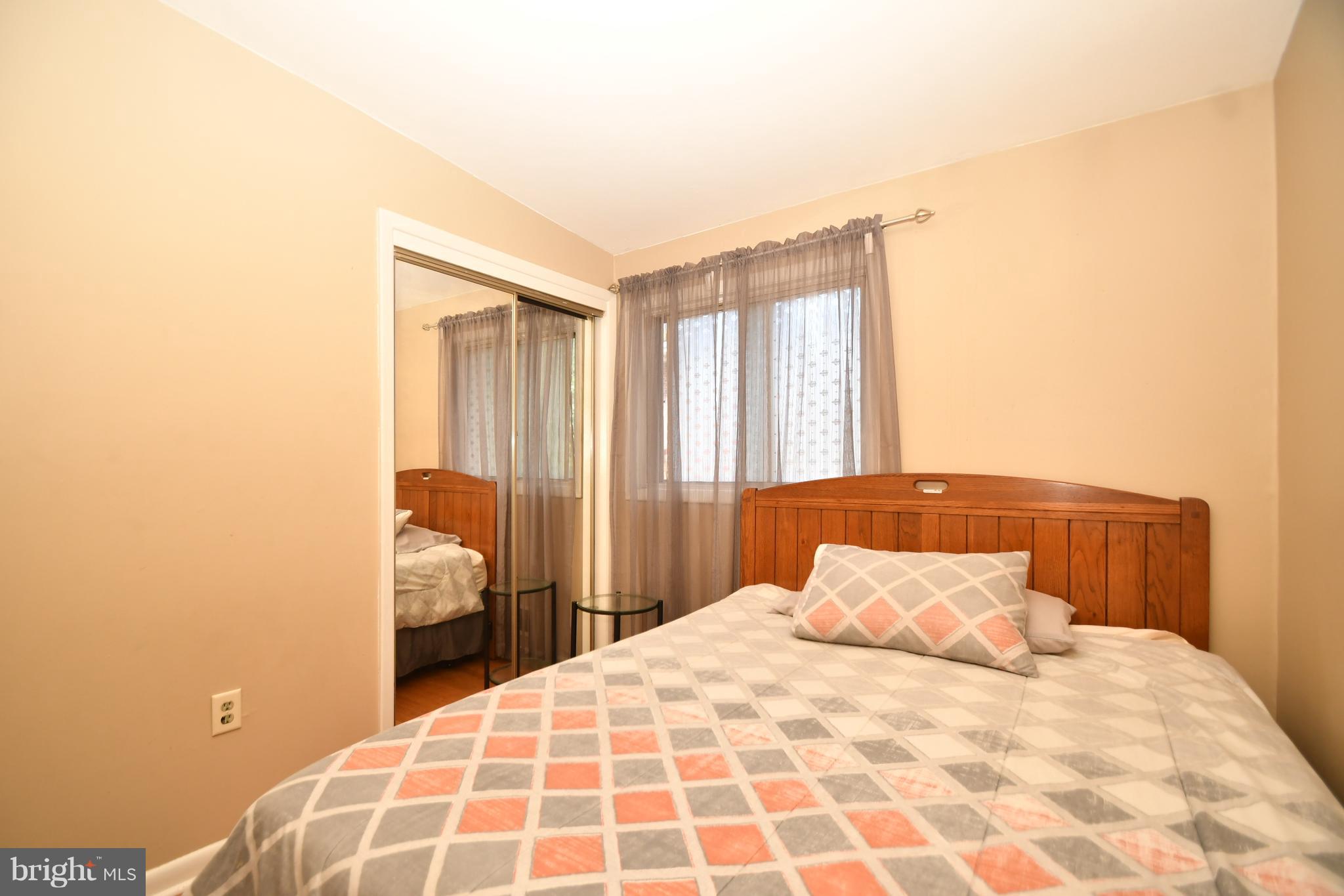 6823 Barnett Road Baltimore, MD 21239 - Photo 23 of 34 Bedroom 3