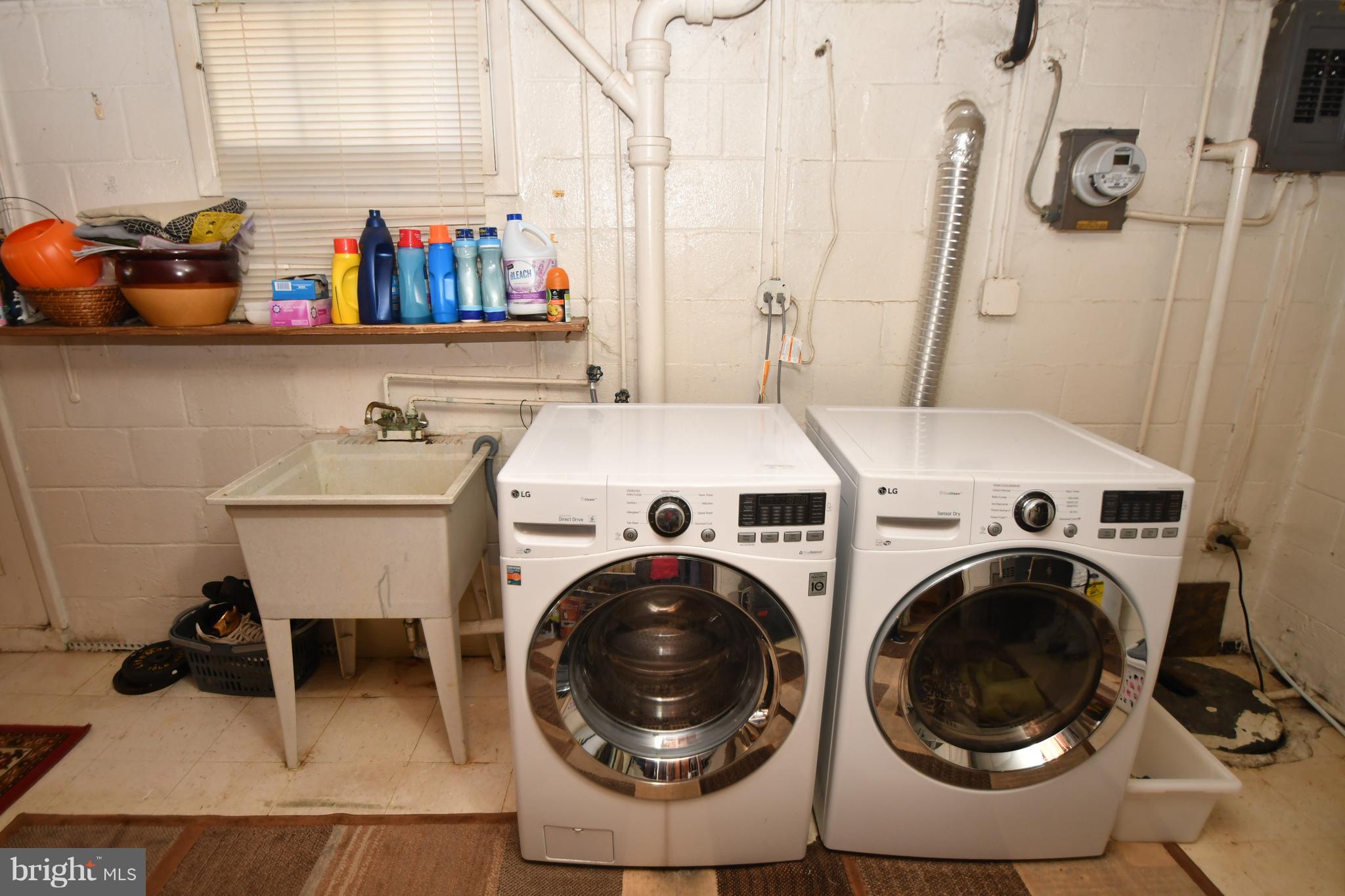 6823 Barnett Road Baltimore, MD 21239 - Photo 29 of 34 Laundry Area