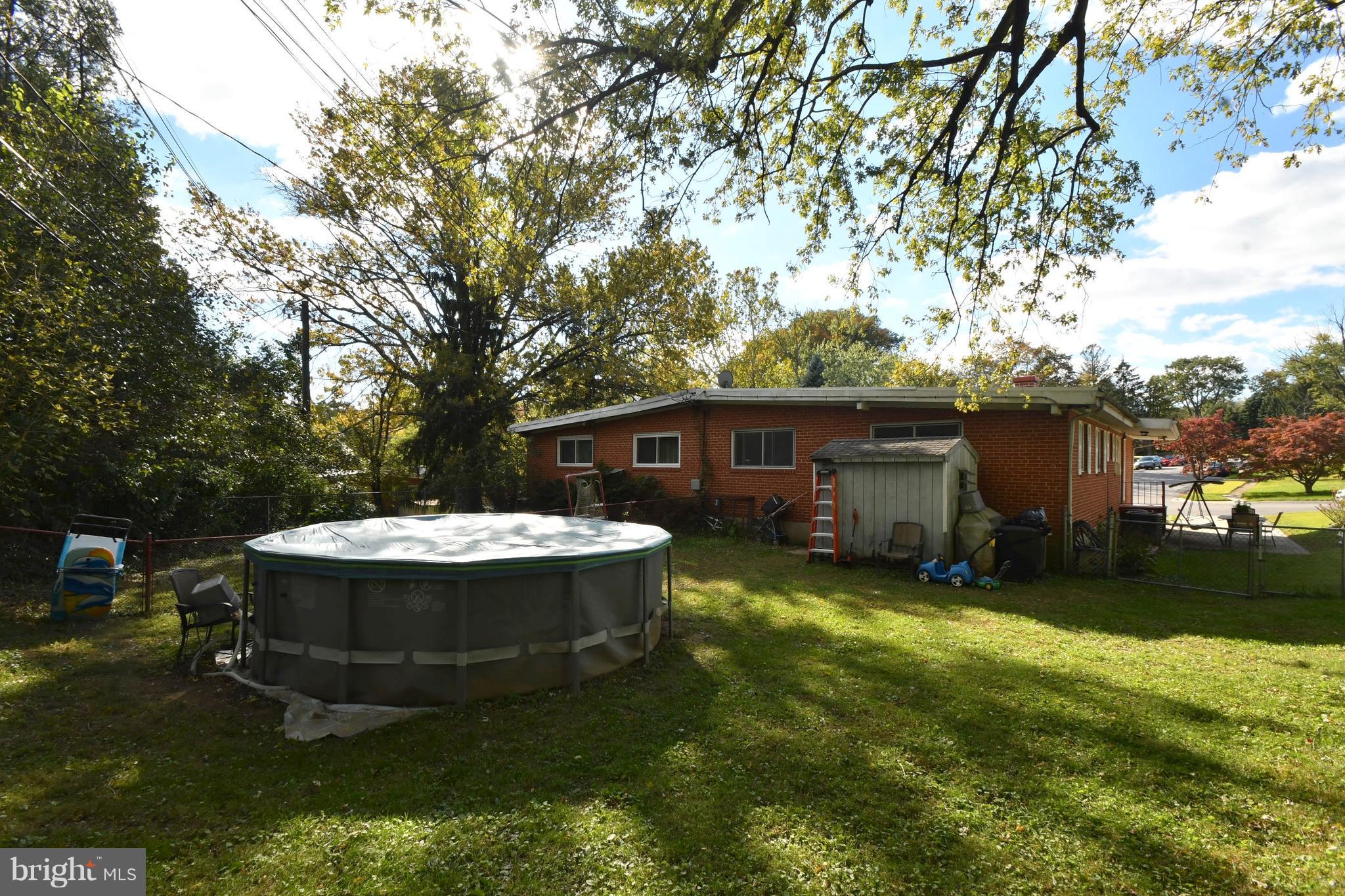 6823 Barnett Road Baltimore, MD 21239 - Photo 32 of 34 Rear View