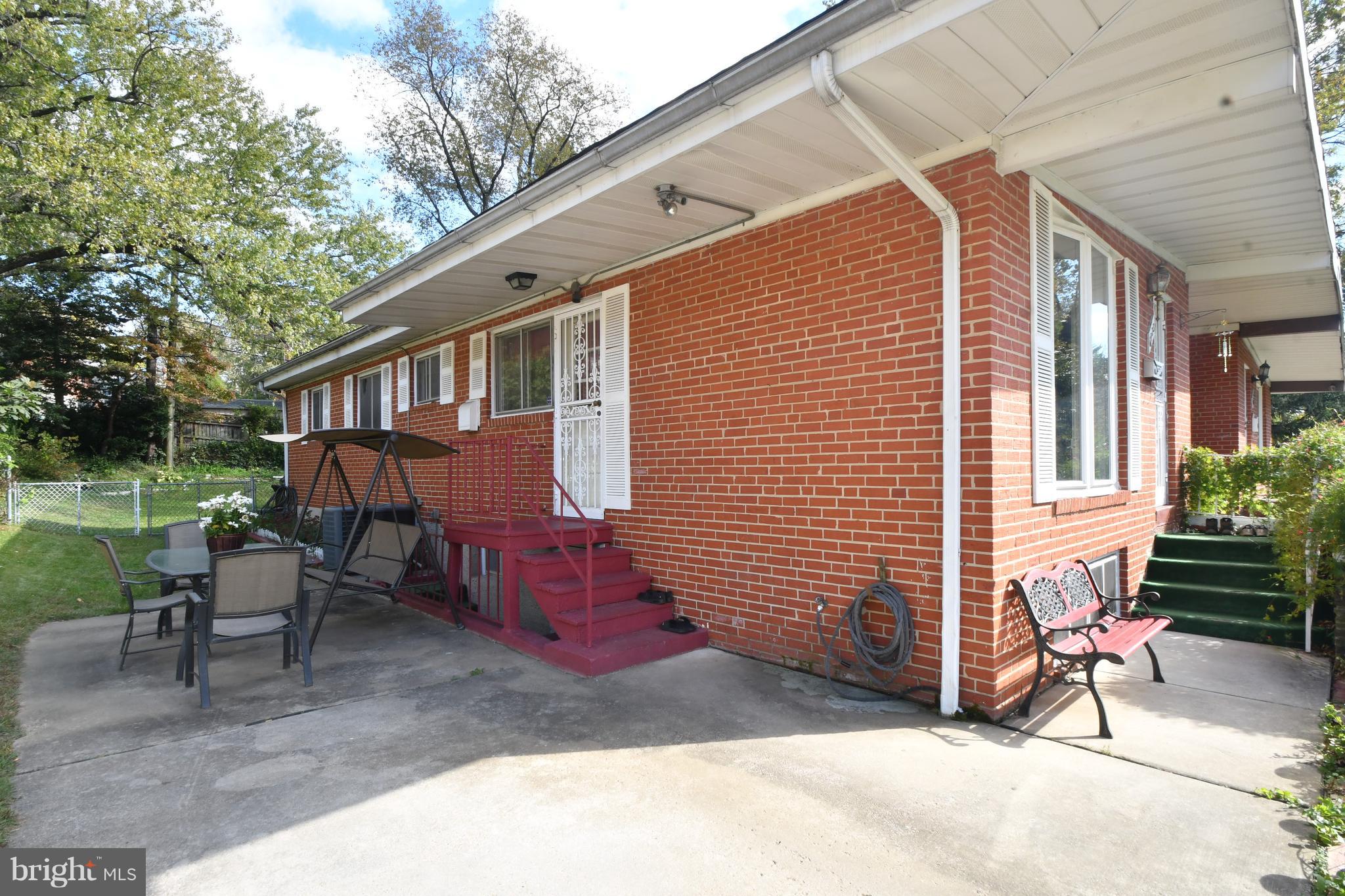 6823 Barnett Road Baltimore, MD 21239 - Photo 33 of 34 Side View