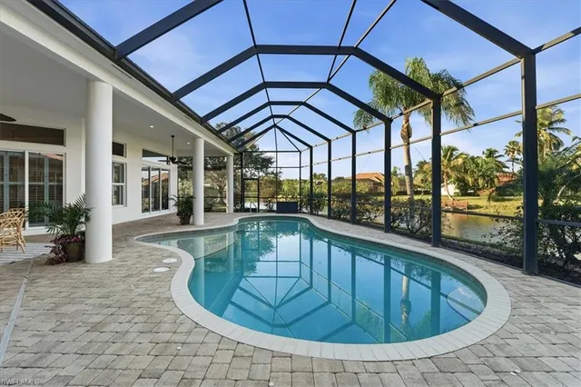 $1,345,000 | 4785 Kittiwake Court, Naples, FL 34119
