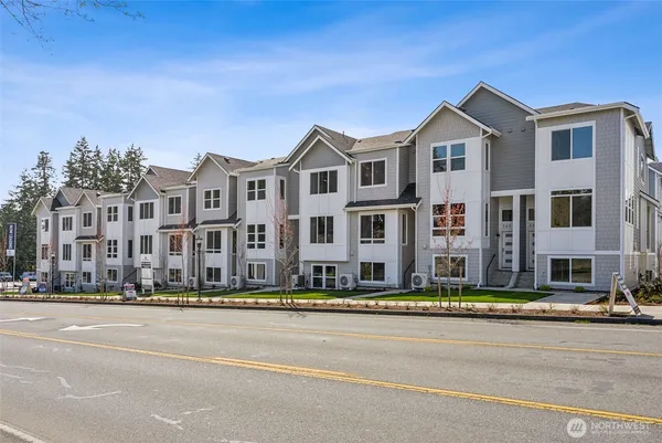 $2,745 | 26260 Dungeness Avenue Northeast, Kingston, WA 98346