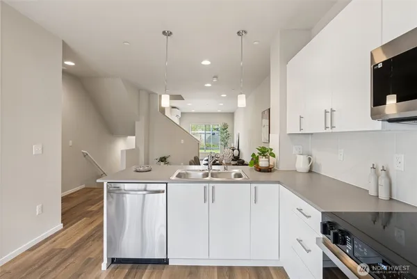 $2,745 | 26260 Dungeness Avenue Northeast, Kingston, WA 98346