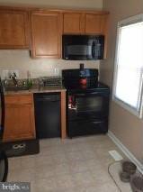 4535 Bennion Road Silver Spring, MD 20906 - Photo 9 of 24 Kitchen