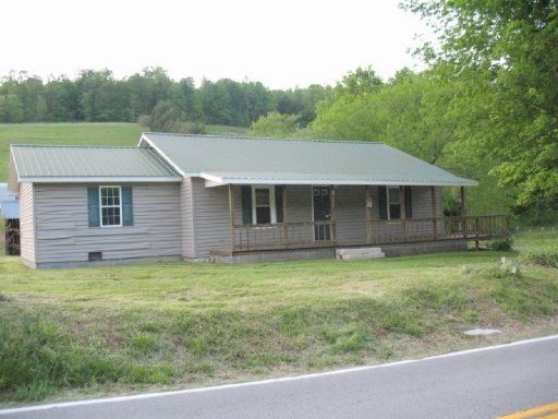6140 Mulberry Road Sneedville, TN 37869 - Photo 1 of 1 Primary Photo