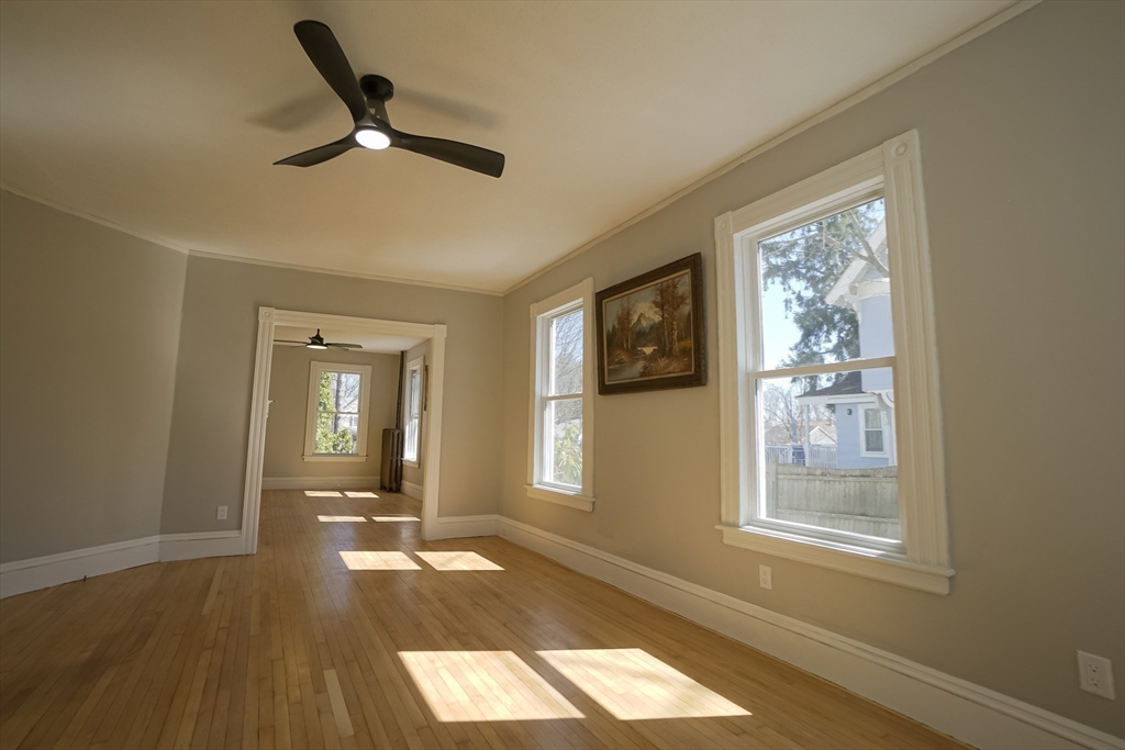 20 Alexander Street Framingham, MA 01702 - Photo 7 of 33