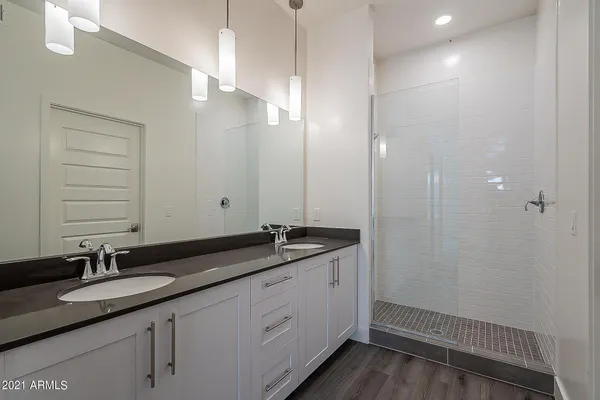 $1,925 | 7300 East Earll Drive, Unit 1016, Scottsdale, AZ 85251