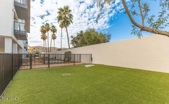 $1,925 | 7300 East Earll Drive, Unit 1016, Scottsdale, AZ 85251
