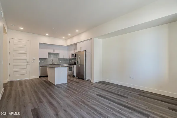 $1,925 | 7300 East Earll Drive, Unit 1016, Scottsdale, AZ 85251