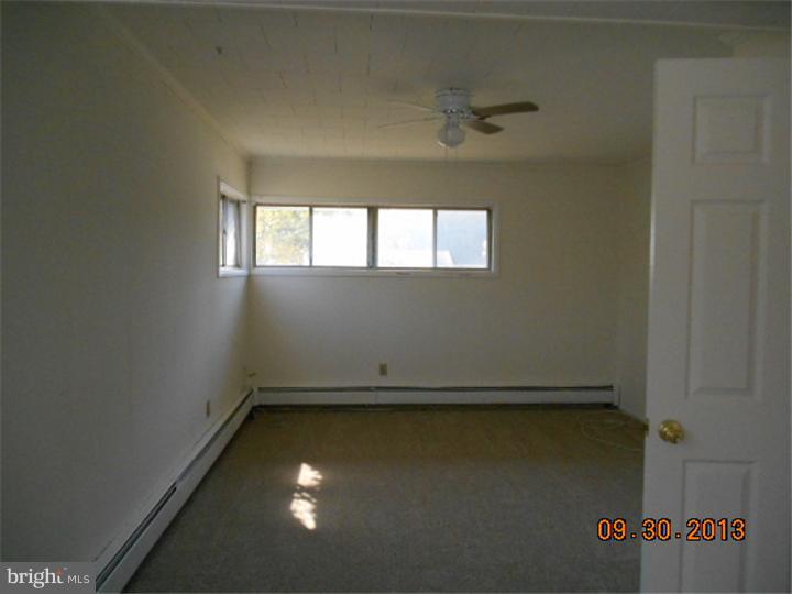 37 Verdant Road Levittown, PA 19057 - Photo 7 of 12
