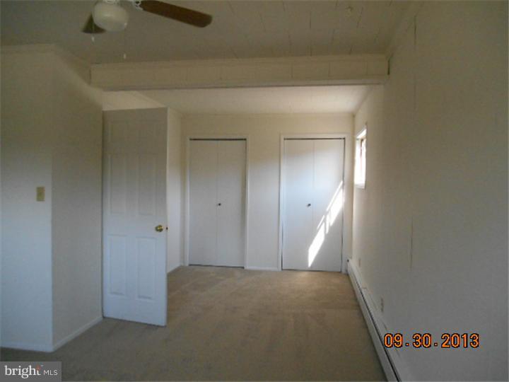 37 Verdant Road Levittown, PA 19057 - Photo 8 of 12