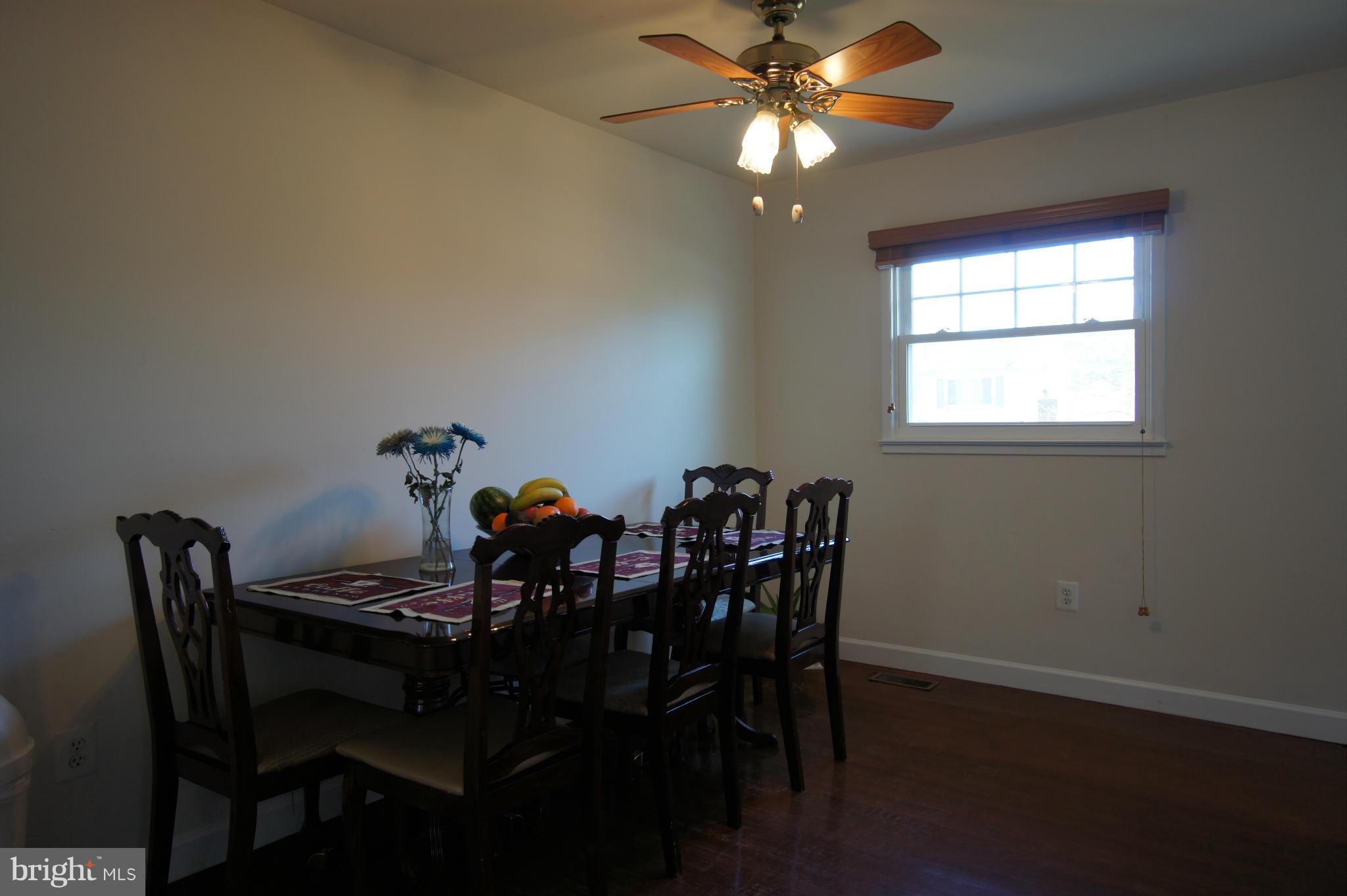 9412 Blackstone Road Manassas, VA 20110 - Photo 5 of 21 Dining Room