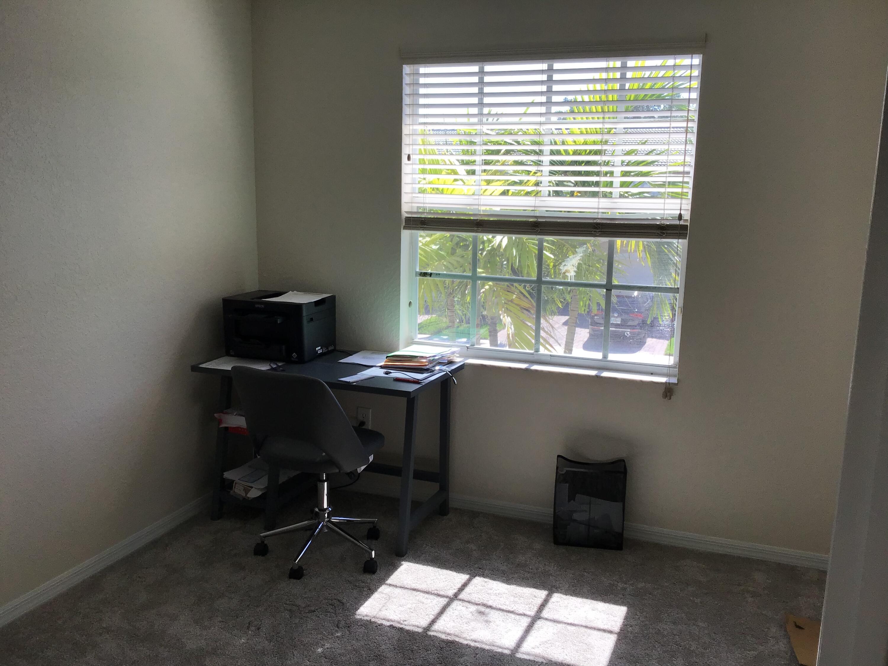 2753 Southeast Birmingham Drive Stuart, FL 34994 - Photo 18 of 22 EF5A342A-38B2-4EED-A39A-413A8D04D25F