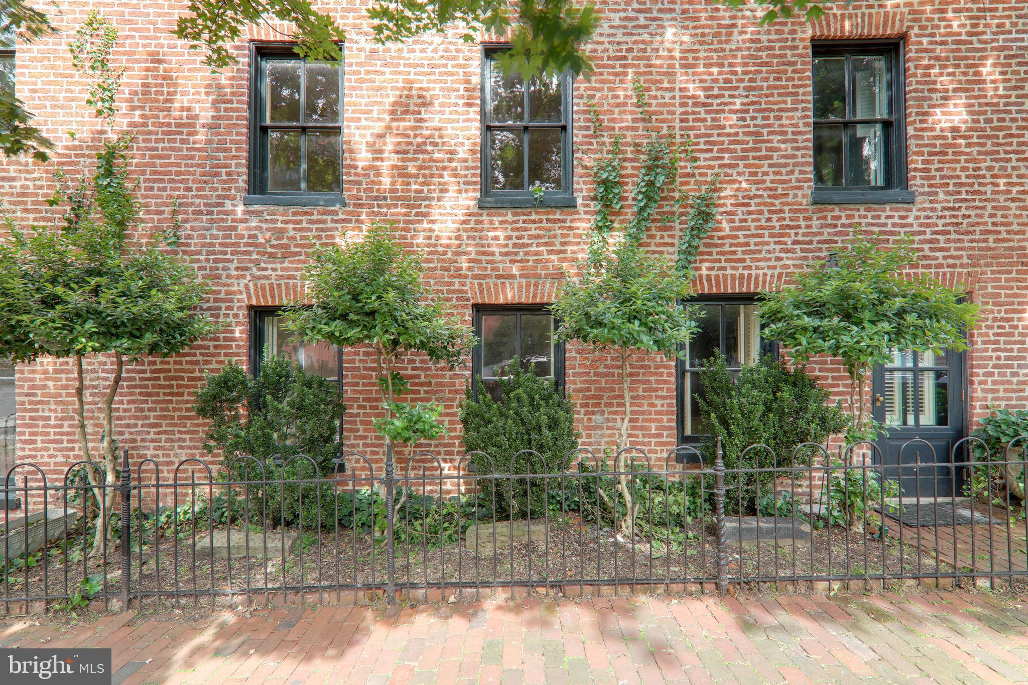 3340 N Street Northwest Washington, DC 20007 - Photo 26 of 31 Side View