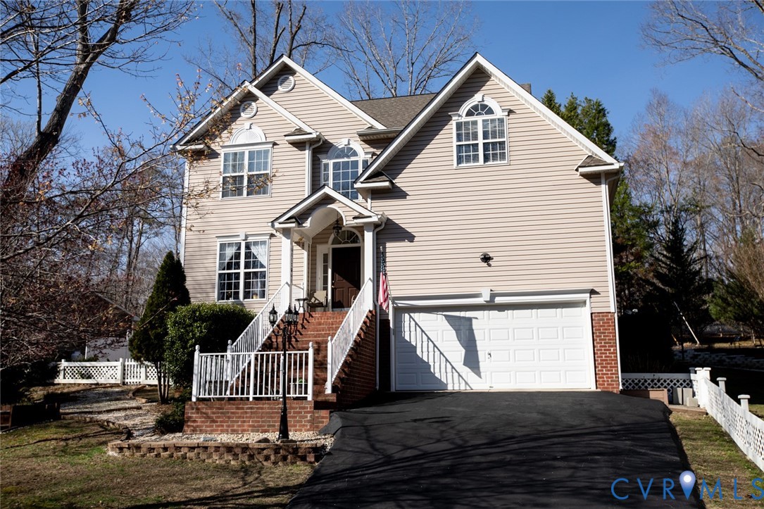 110 Jesse's Way Farmville, VA 23901 - Photo 2 of 56 a view of a house with a balcony